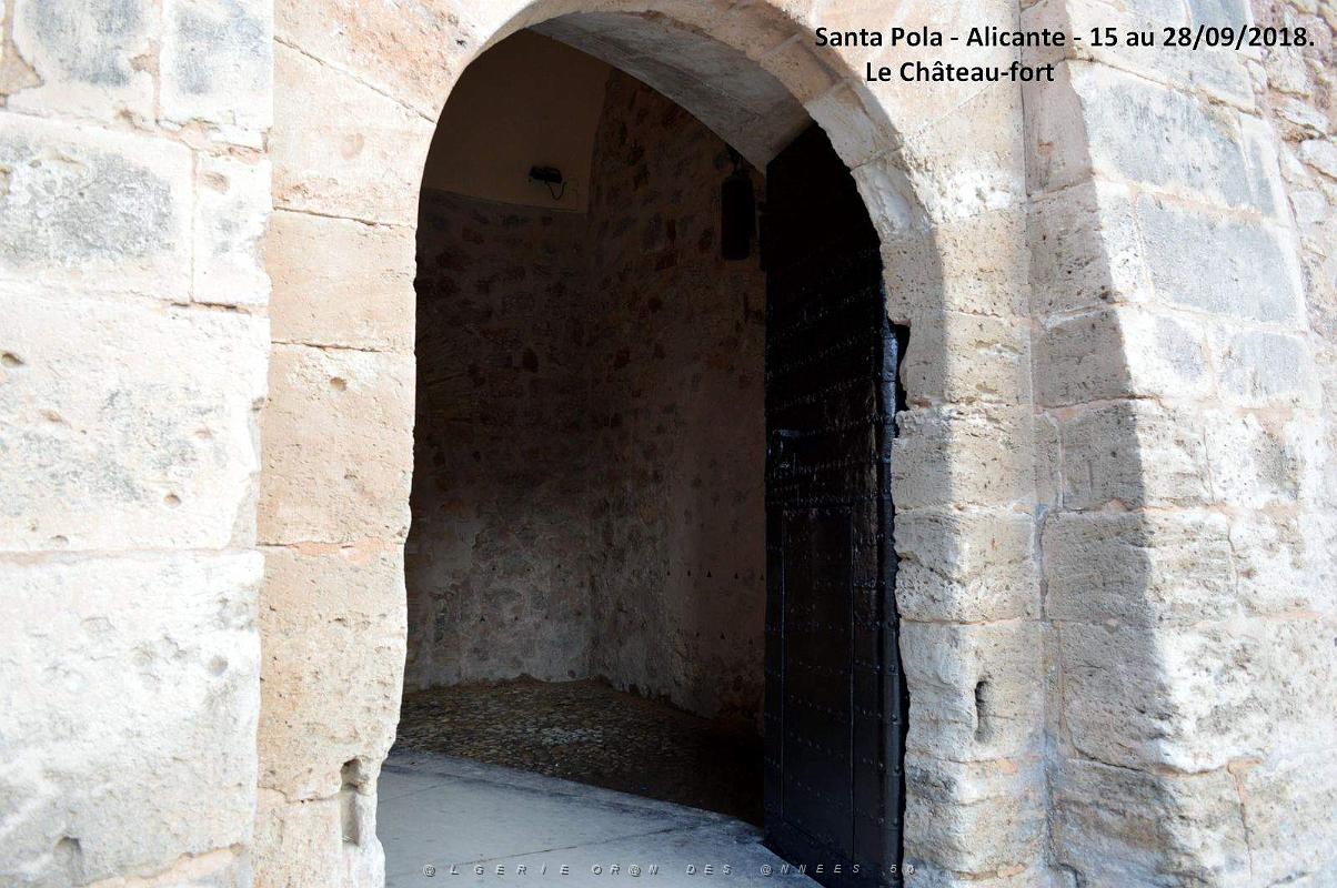 23 SANTA POLA CHATEAU FORT ET PLACE GLORIETA (37).JPG